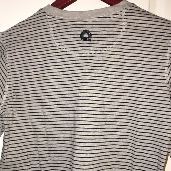 Akademiks long sleeve boys t-shirt - Picture 2 of 3